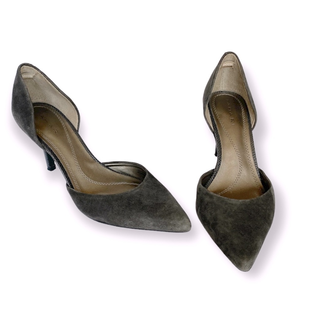 Tahari Suede Charcoal Grey Pointed Heels